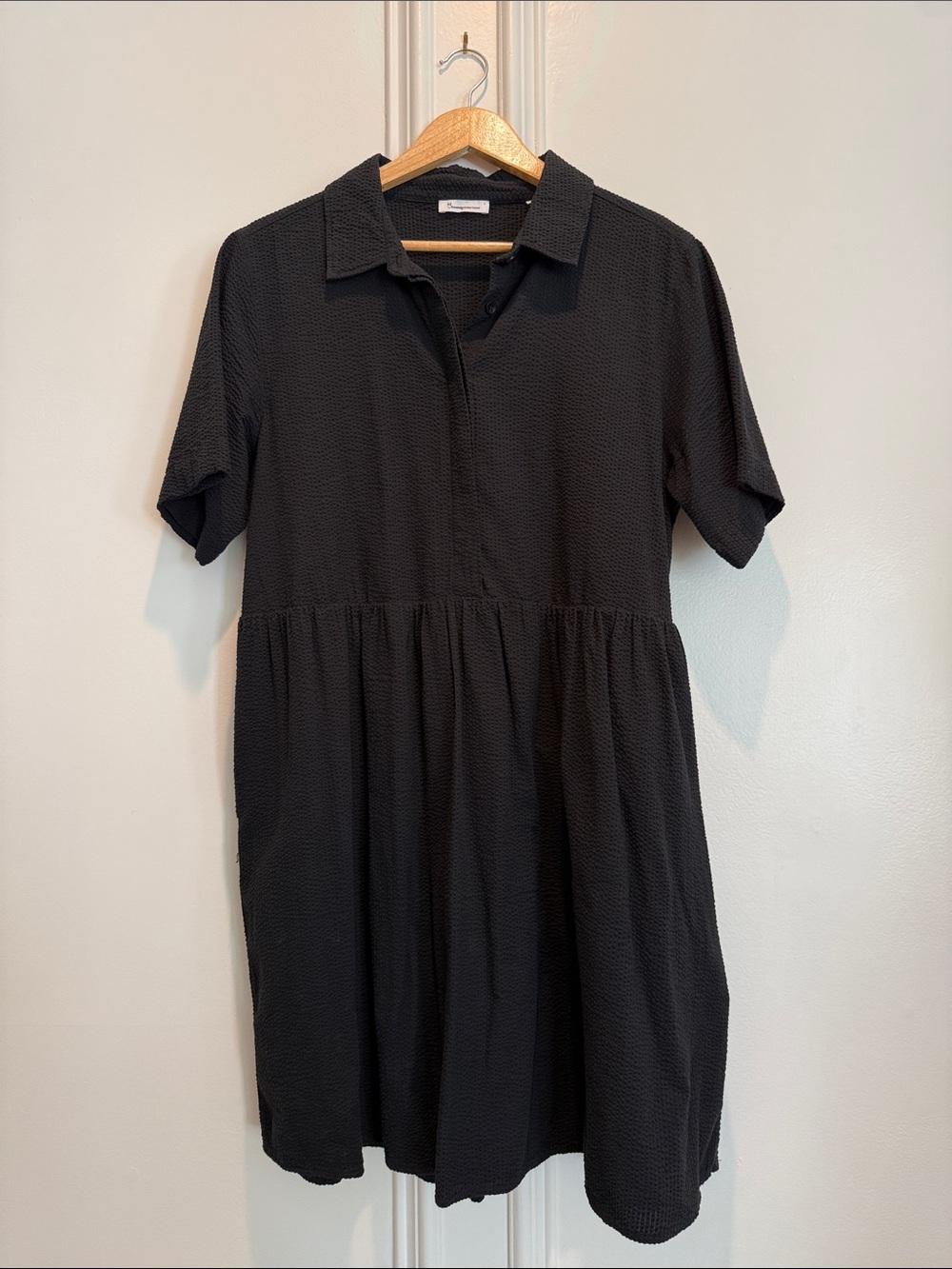 Knowledge Cotton Apparel Seersucker Black Collared Short Sleeve Mini Shirtdress